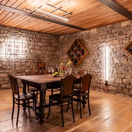La Loggia By Interhome